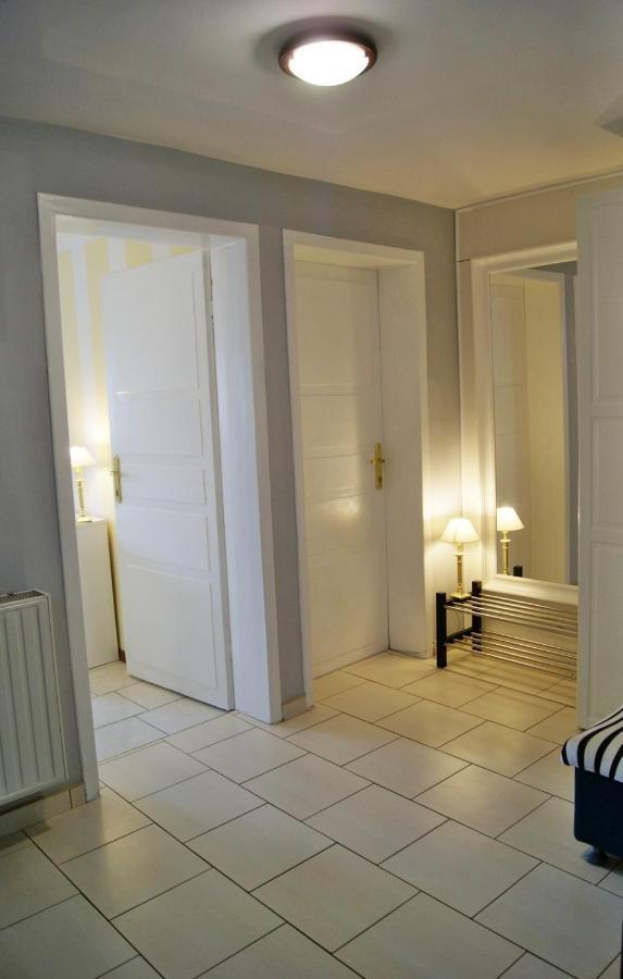 Iwona Pokoje Apartamenty Karwia Exterior photo
