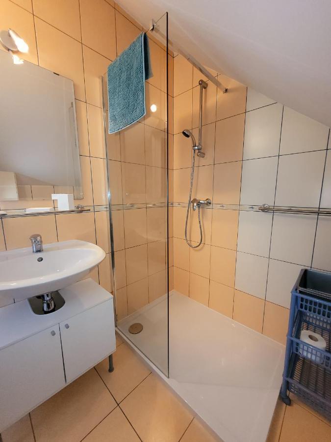 Iwona Pokoje Apartamenty Karwia Exterior photo